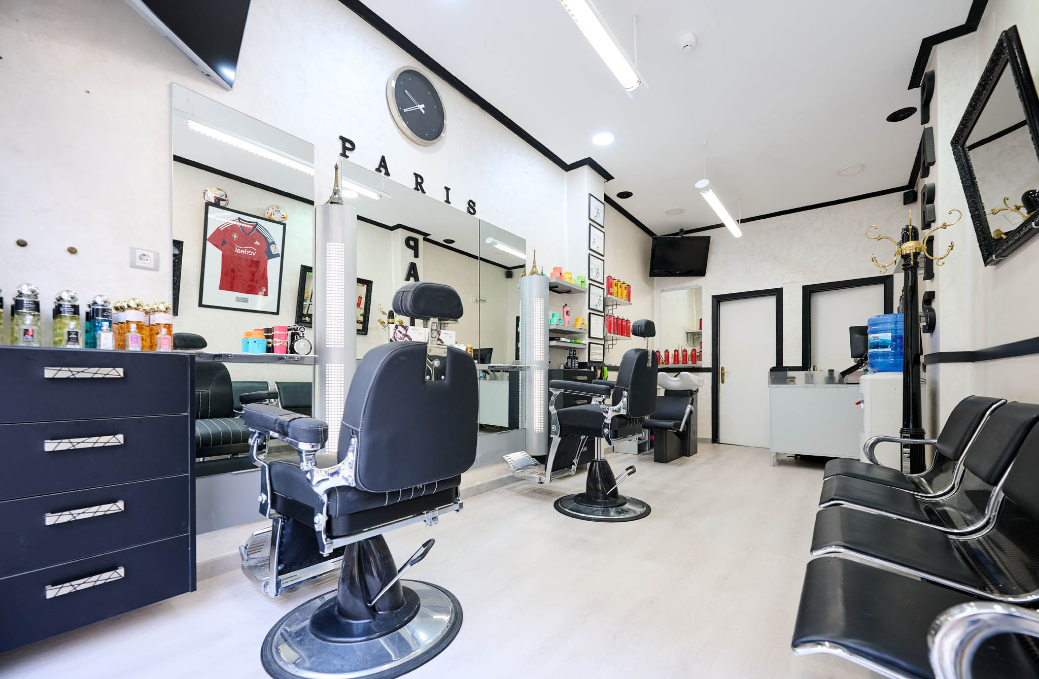 PELUQUERIA PARIS EN PAMPLONA