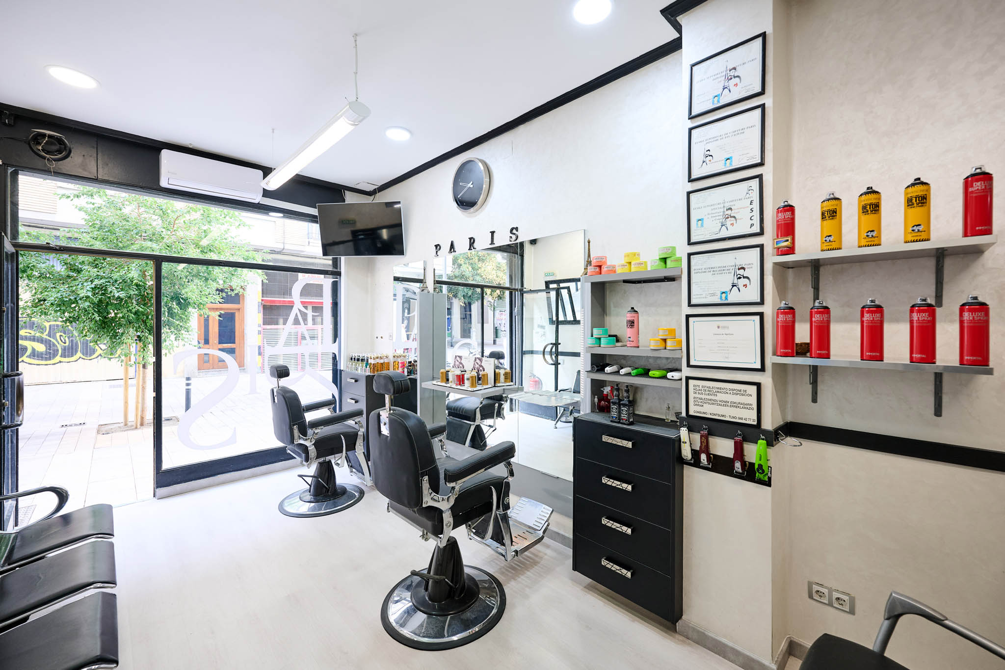 PELUQUERIA PARIS EN PAMPLONA